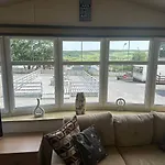 Kemping Cozy Donegal Caravan *