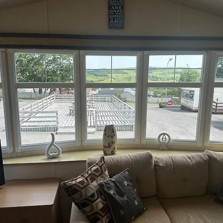 キャンプ場 Cozy Donegal Caravan *