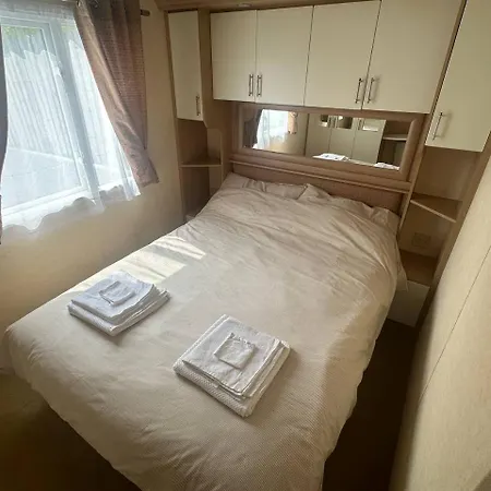 Cozy Donegal Caravan キャンプ場 *