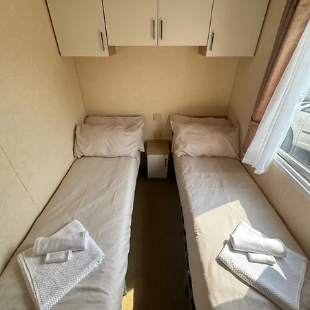 Cozy Donegal Caravan Dunkineely