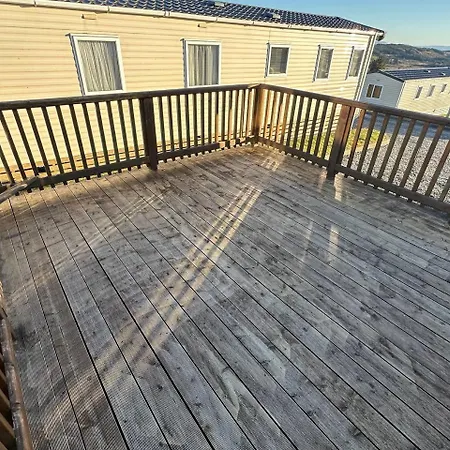 Cozy Donegal Caravan مكان تخييم
